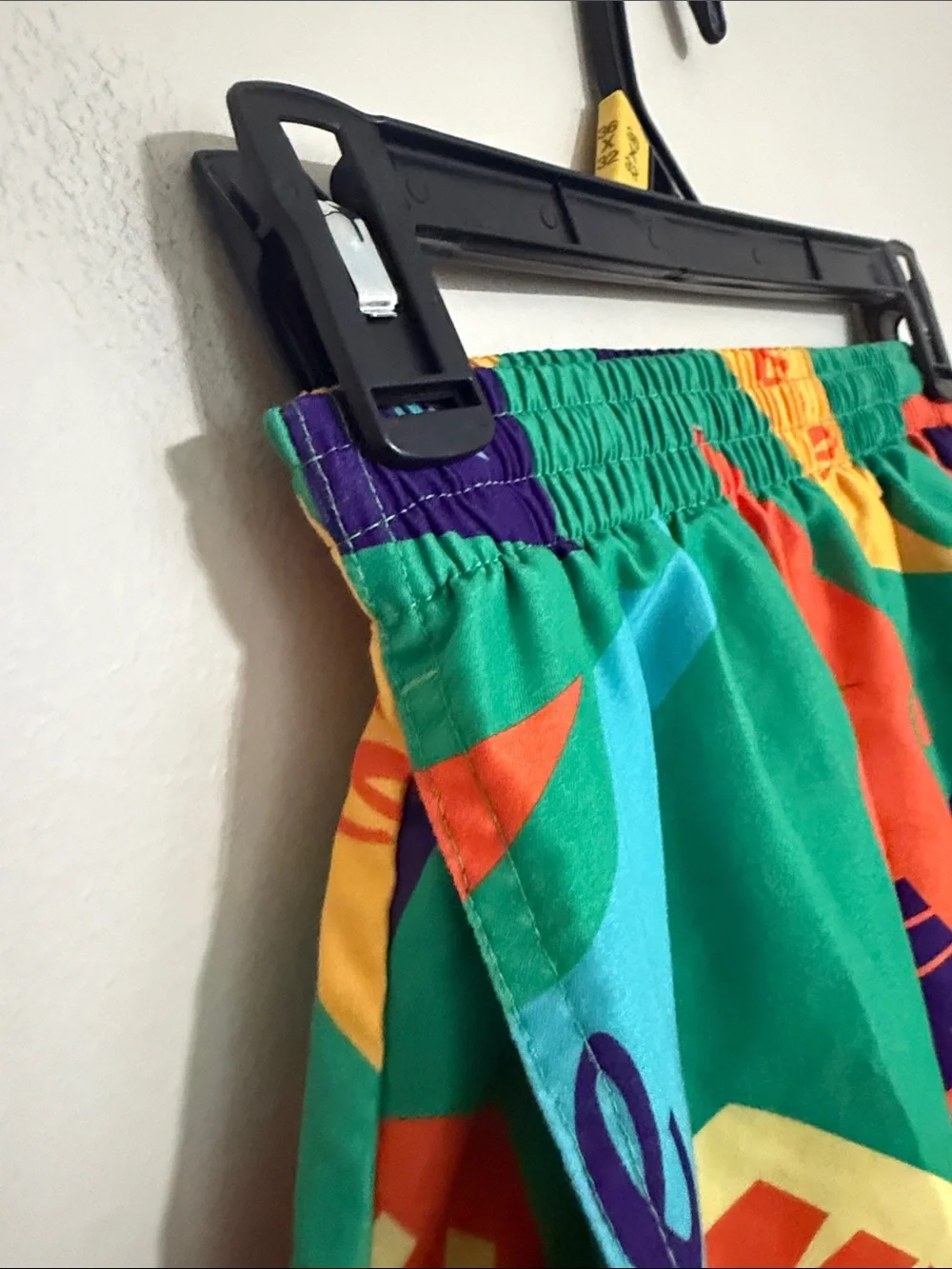 Nike Green Multicolor Logo Swim/Workout Shorts kids XL beach vacation resort Y2K
